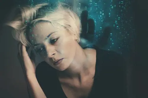Le donne tollerano di più il dolore: lo dimostra la scienza