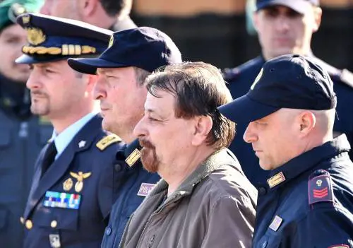 Battisti finalmente dietro le sbarre