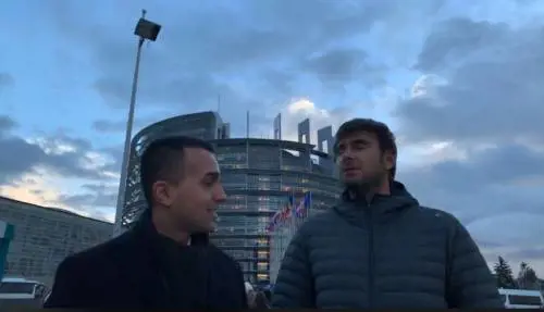 Ue, Di Maio e Di Battista: "La sede di Strasburgo? Va chiusa, è una marchetta alla Francia"