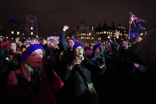 Brexit, la festa "europeista" in piazza