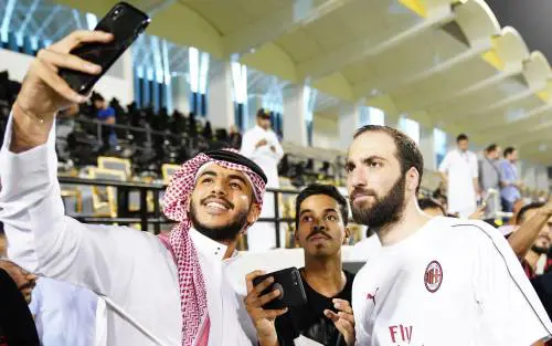 Ci saranno i burqa, ma non insulti e buu