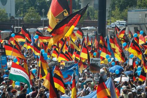 Germania, la Merkel trema: Afd raggiunge la Cdu in Sassonia