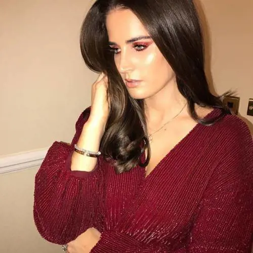 Lady Borini incanta i suoi follower