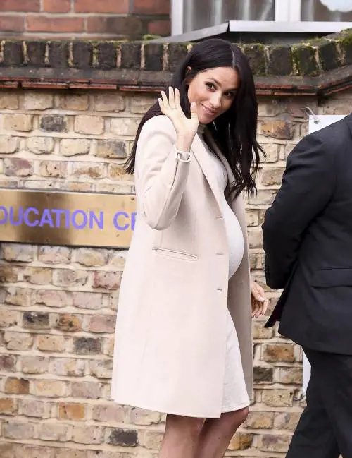 Meghan e Kate, rivalità e gelosie anche per il parto?
