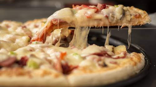 Scontrino choc su Just Eat: "Preferirei che la pizza la consegnasse un italiano"