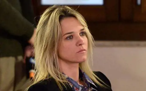 Francesca Barra contro Emis Killa: "È deleterio imporre ai giovani i gusti sessuali"