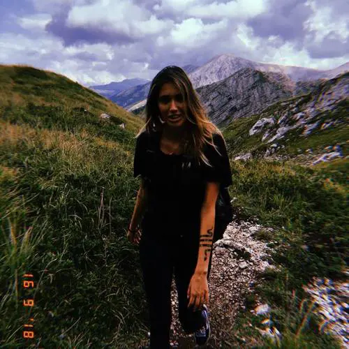 Brosio, Fogli e le figlie di Mihajlovic. I famosi (più o meno) tornano all'"Isola"
