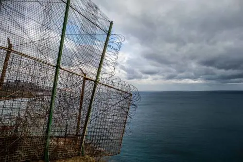 Spagna, migranti: per 2019 previste 9mila espulsioni, aumento Cie