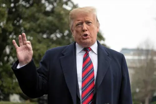 Shutdown, Trump tende la mano. Ma i democratici respingono l'offerta