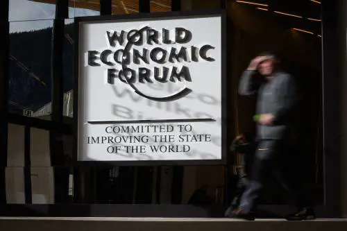Quell'élite dimezzata di Davos "snobbata" da Stati Uniti e Cina