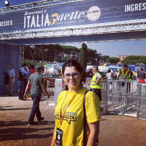 Deputata M5s vive in casa popolare ma 'nasconde' raddoppio del reddito