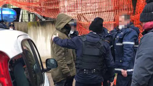 Ex Penicillina, nuovo sgombero nella fabbrica abbandonata