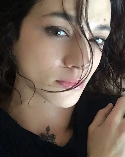 Asia Argento sfila per l'alta moda francese