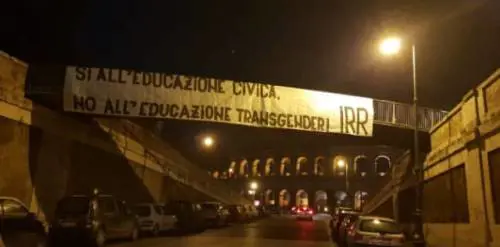 Ultras laziali sulle "lezioni" di Luxuria: “No all’educazione transgender”