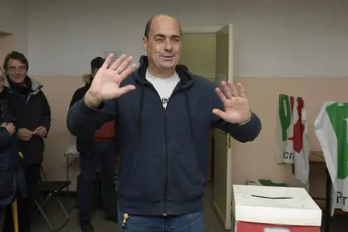 Il reddito di Zingaretti va ai "disoccupati" del Pd