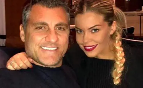 Bobo Vieri e Costanza Caracciolo a spasso con Stella