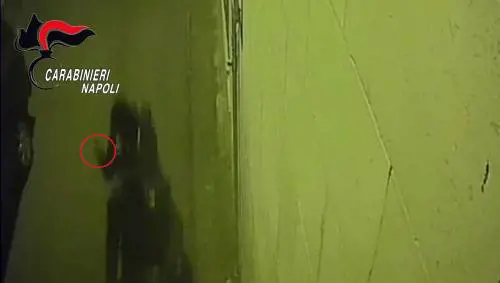Spararono contro i carabinieri, acciuffato 27enne pronto a fuggire