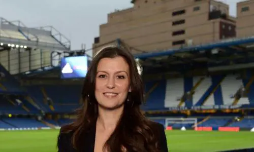 Arbitri, allenatrici, persino abili manager. Quando le donne hanno potere nel calcio