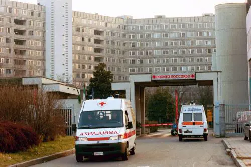 Malore sull'autobus mentre va a scuola: muore una 12enne
