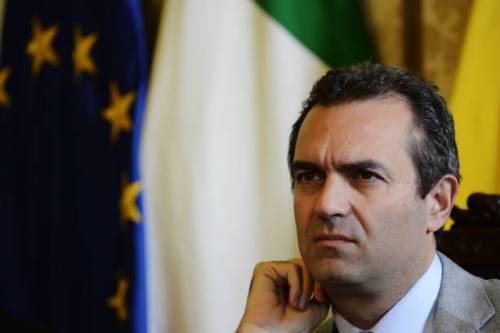 Napoli, De Magistris: "Faremo un referendum per la totale autonomia"