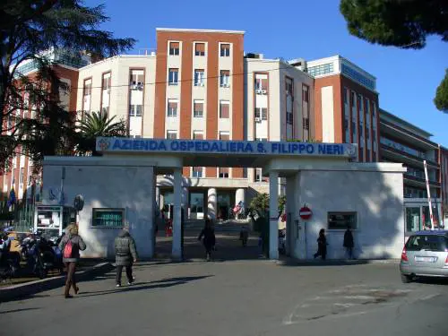 San Filippo Neri, muore un paziente dopo aver fumato nel letto