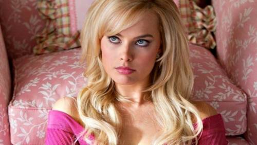 Margot Robbie e quella scena hot in The Wolf of Wall Street: “Che imbarazzo” 