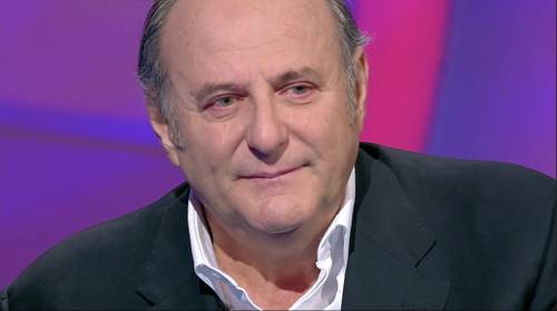 C'è posta per te, Gerry Scotti ricorda il padre e scoppia a piangere