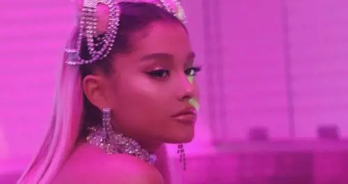 Ariana Grande accusata di plagio: "Vuole giocare con la musica dei neri"