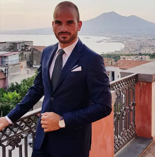 "Non nego fascino del nazismo": bufera sul consigliere FdI a Castellammare