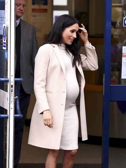 Kate e Meghan vittime di bullismo: Kensington Palace denuncia