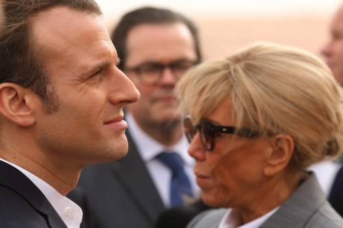 Brigitte Macron rivela: "Mio marito è più vecchio di me"