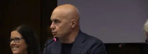 "Montalbano" aiuta i migranti Zingaretti: "Non dico nulla..."