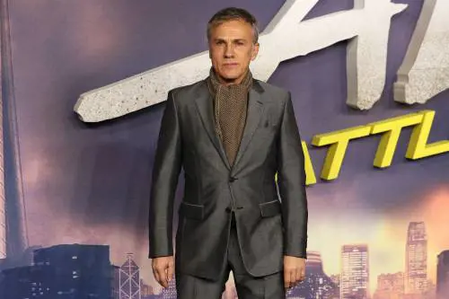 Jennifer Connelly, red carpert londinese per la prima di "Alita"