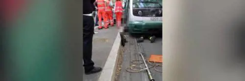 Roma, tram investe un uomo e una donna: gravi entrambi