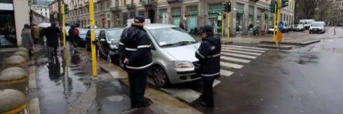 "Multe degli ausiliari irregolari", il giudice dà ragione agli automobilisti