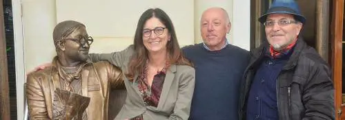 A Sanremo la "Panchina di Lucio Dalla" da oltre tre milioni di selfie