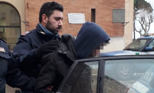 Arrestato lo scafista egiziano che portava in Italia i finti profughi siriani