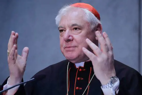 "L'islam ospite a messa offende la Chiesa. I fedeli si ribellino"