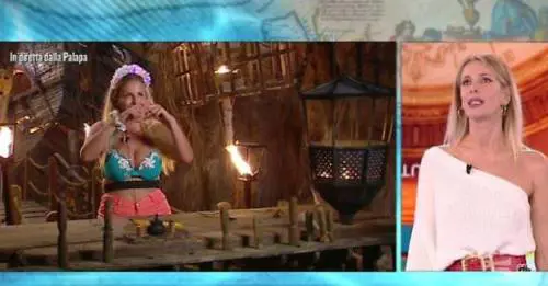 Isola dei Famosi, la Cipriani abbandona il gioco: "Mi accusano pure di aver ammazzato l'anziano"