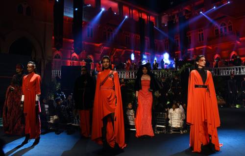 LakmÈ Fashion Week, le foto dalla kermesse indiana