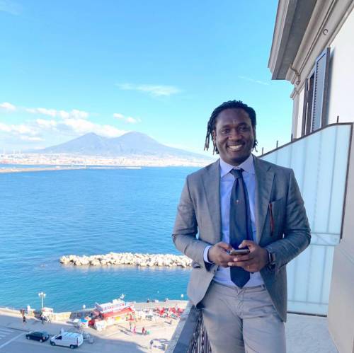 Eletto il primo immigrato nel consiglio dell'Ordine degli avvocati di Napoli: è il nigeriano Hillary Sedu