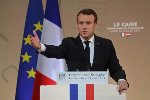 Macron punta ancora la Libia. Ecco come vuole sfidare Roma