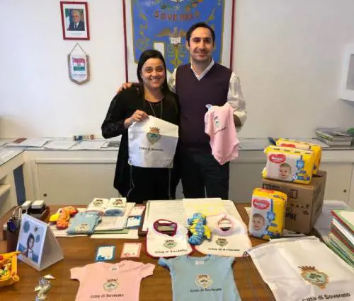 Il sindaco che dà la "pensione di cittadinanza" a tutti i nuovi nati