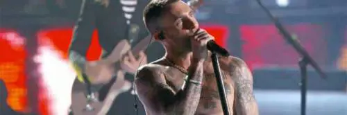 Superbowl, scoppia il "Capezzolo Gate" con il cantante dei Maroon 5