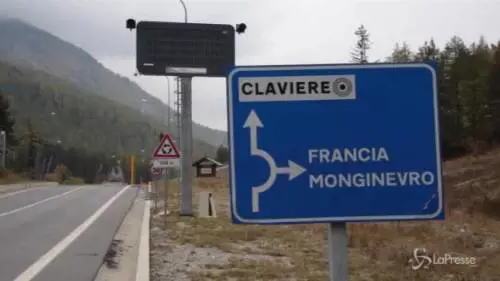 Cerca di varcare confine: giovane migrante muore assiderato tra l'Italia e la Francia