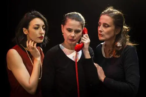 Anche il teatro milanese fa il suo "dopo Sanremo". Star, storie e memoria