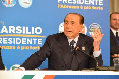 La soddisfazione di Berlusconi: "Il centrodestra unito vince"