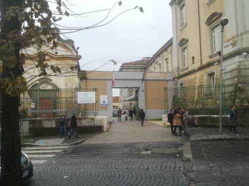 Fuga di gas, momenti di terrore al Tribunale di Napoli Nord