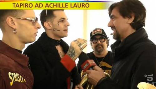 Sanremo, Staffelli consegna il tapiro ad Achille Lauro. Ma lui sbrocca: "Sei un ignorante"