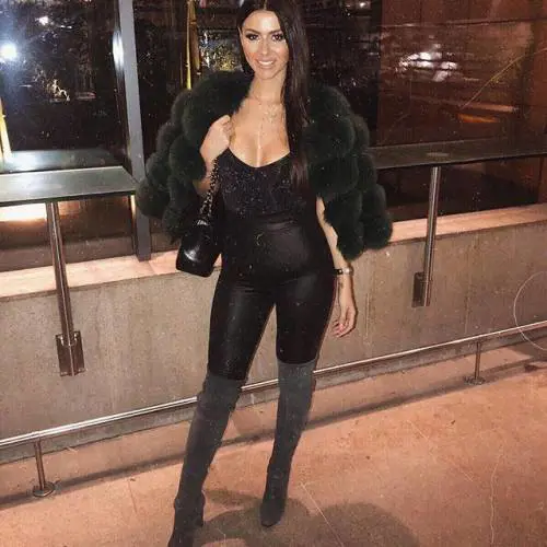 Inter, Cedric Soares a Milano con la sua sexy fidanzata Filipa Brandao